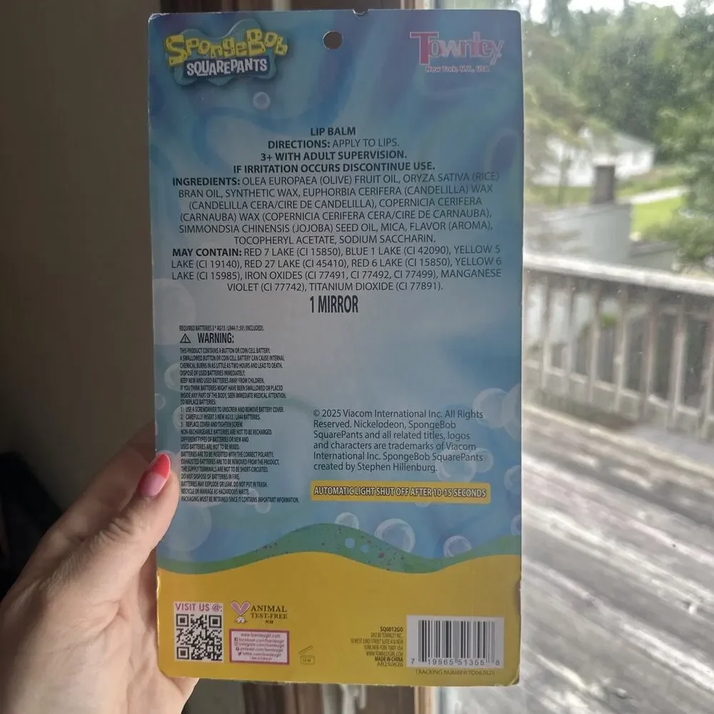 Nickelodeon SpongeBob SquarePants Lip Balm And Light Up Mirror